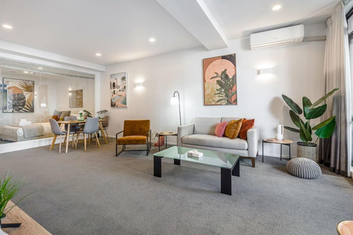 Spacious Character Apartment Auckland Exterior photo